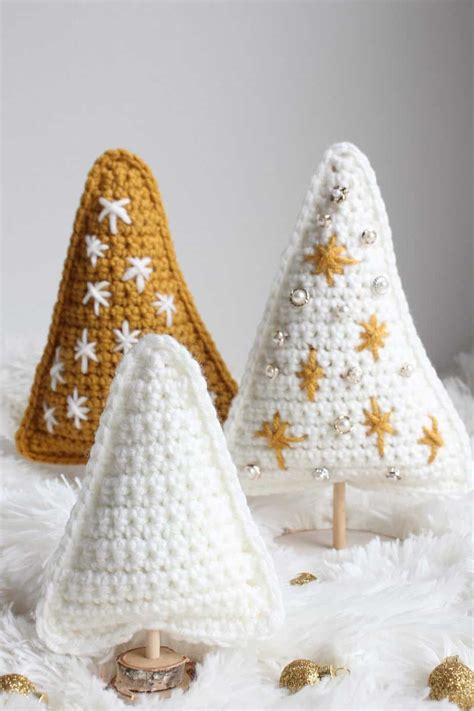 crochet christmas tree free holiday decor pattern nana s crafty home
