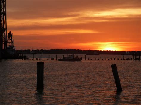 9 districts and 12 local governments (3 cites, 6 municipals, 3 districts) special zone : Muara Ikan Bakar Tanjung Harapan, Klang | MaLxN BLoG