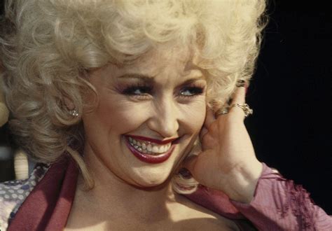 Dolly Parton DVD Box Set Assembles Classic Performances ...