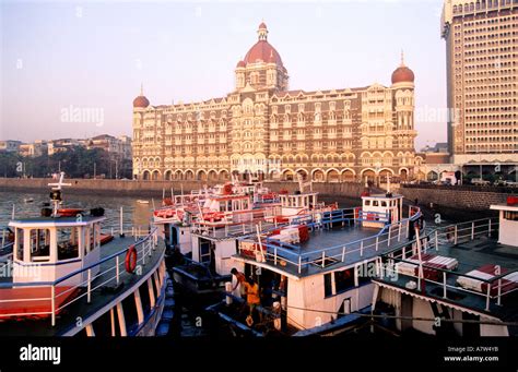 India Maharashtra State Bombay Mumbai View Of The Taj Mahal Hotel