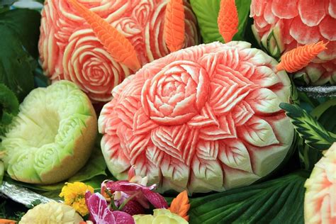 Thailand S Spectacular Fruit Carving Tradition