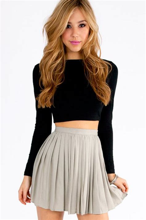 Styles To Wear Crop Tops And Skirts For Summer Pretty Designs