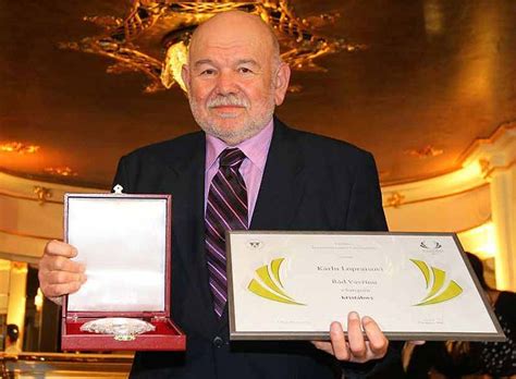 Loprais jednal o podpoře tatry v létě (dokonce byl ochoten projekt o rok odložit), ale nedostal od tatry ani korunu (tak. » Czech Dakar Tatra-Legend Karel Loprais was awarded the ...