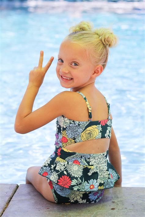 Little Girls Charli Reversible Tankini 38 Rad Swim