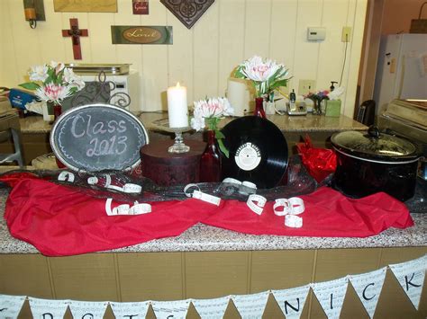 Decorate your music room, band room, or your entire house with stylish and fun music decor. live. love. scrap.: Music Themed Party Decor
