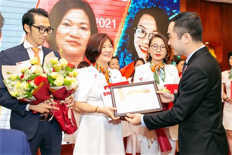 BNI WOW CHAPTER RA MẮT VỚI DANH HIỆU PLATINUM - BNI Vietnam