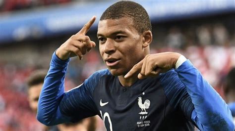 kylian mbappe s magical performance fires france into world cup quarter finals football