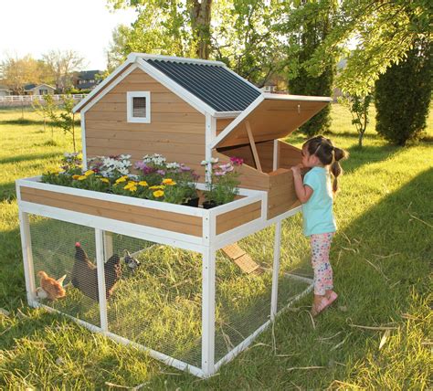 See more ideas about green roof, living roofs, roof garden. The Garden Girl's Chicken Coop is a unique chicken coop ...