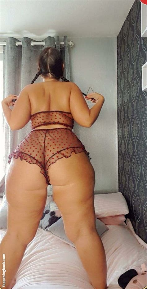 Thicc Curvy Princess Nude OnlyFans Leaks Fappedia
