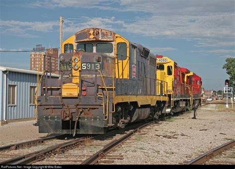 Aok 5913 Arkansas And Oklahoma Railroad Emd Gp9 At Mcalester Oklahoma By