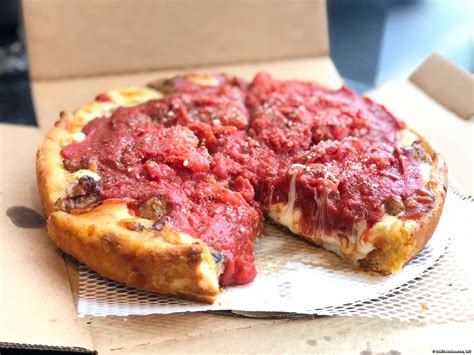 Deep dish pizza in chicago is shrouded in debate: The deep dish on Chicago-style pizza: Rosati's Pizza ...