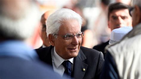 Il presidente della repubblica ha 79 anni. Italy's kingmaker president holds talks after PM Conte resigns