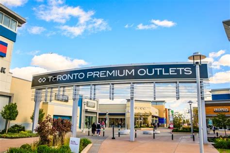 Toronto Premium Outlets 221 Photos And 204 Reviews 13850 Steeles