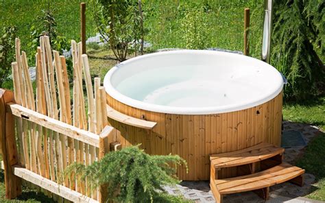 Turn Your Garden In To A Relaxing Hot Tub Sanctuary The Hot Tub Warehouse