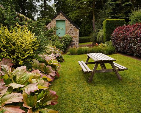 10 Sloping Garden Ideas Landscaping Tips For A Uneven Space Country