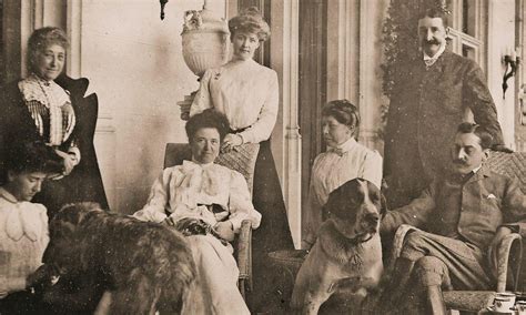 10 Secrets About Royal & Old Money Families Around The World