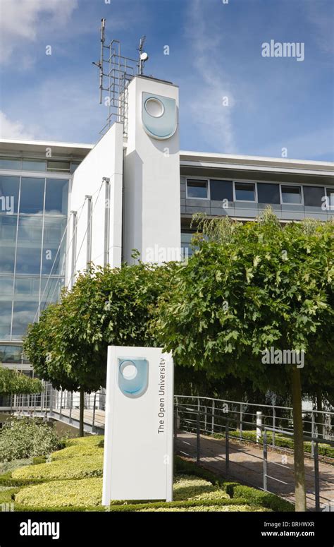 Berrill Building Open University Campus Milton Keynes Uk Stock Photo