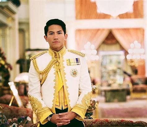 Prime minister being his father, the sultan of brunei. Prince of Brunei joins SEA Games