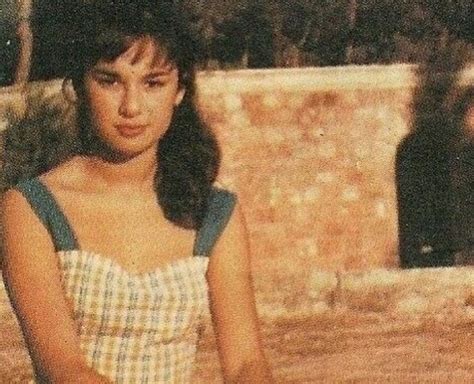 Στις πρώτες της ταινίες, από το '54 ως το '57 («το. Αλίκη Βουγιουκλάκη: Η άγνωστη φωτογράφιση με μπουρνούζι σε ...
