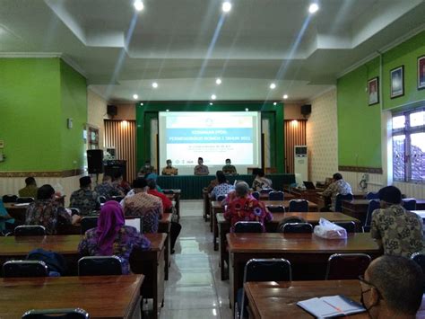 Untuk memudahkan pencarian kode pos di daerah amlapura kota, kabupaten, kecamatan dan kelurahan, tekan ctrl + f jika sobat menggunakan browser google chrome kotak pencarian (find). DINAS PENDIDIKAN DAN KEBUDAYAAN - Jalan Sultan Trenggono ...