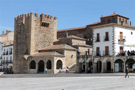 Plaza Mayor De Cáceres Caceres España Turismo Viajes Extremadura