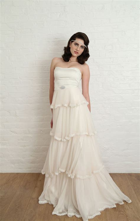 Make the shopping bold move by choosing simple vintage wedding dresses from our website. Hazaar of London ~ Beautiful & Surprising Vintage Inspired ...