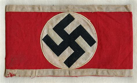 Formed essentially as the party's militia, the sa grew into a veritable private army and a distinct political movement. Scarce Early 1930's Nazi SA (Sturmabteilung) Reserve ...