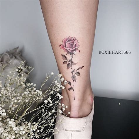 No matter what, roses look great in any form, be it a bouquet or a tattoo. Pin by Roxie Hart on ROXIEHART666 TATTOO | Pink rose ...