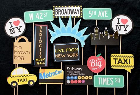 A great selection of decorations for your big night in the city new york celebration. New York City Themed Photo Booth Props | New york theme ...