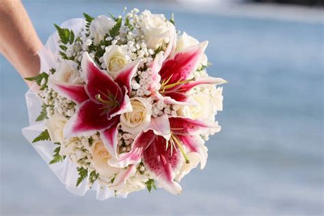 See more cascading wedding bouquets fleur inc. Another Hawaiian wedding bouquet | Wedding bouquets ...