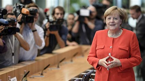 Merkel Åbne Døre For Flygtninge Var En Humanitær Undtagelse Udland Dr