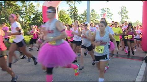 Breast Cancer Race Draws Thousands