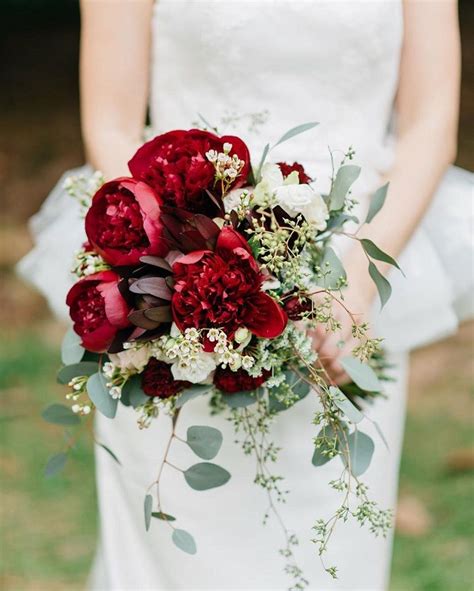 Beautiful Red Wedding Bouquet Inspiration Red Bouquet Wedding Red