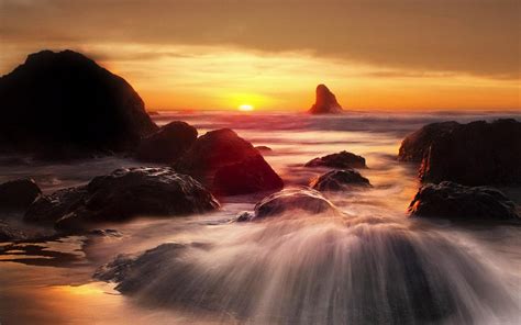 The app features a clean design that makes it easy to find puzzles and begin playing without the need for navigating through multiple menus or screens. Sunset Jigsaw Puzzles - Android Apps on Google Play