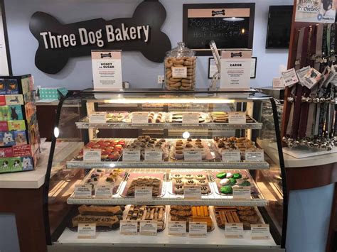 Three Dog Bakery Franchise Cost Fees And Earning Stats 2022