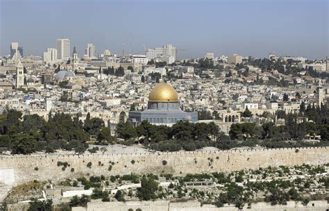 No need to register, buy now! File:Temple Mount (Jerusalem, 2008) 02.jpg - Wikimedia Commons