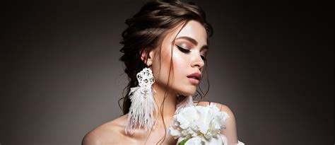 36 Bright Wedding Makeup Ideas For Brunettes Page 9 Of 13 Wedding
