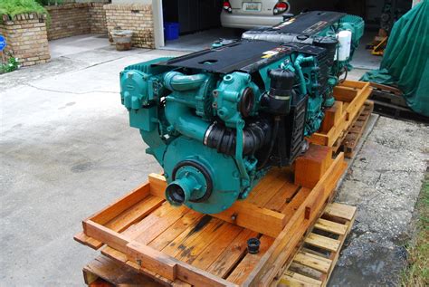 Volvo D6 370 Marine Diesels With Dph Duoprop Drives Set Of Two Engines
