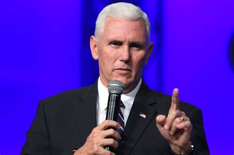 Packers Fans Blame Mike Pence For Jinxing Them
