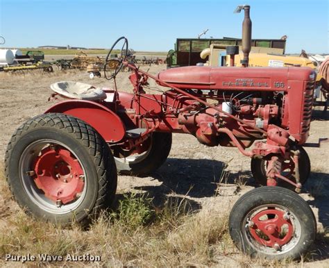 International Farmall 100 Tractor In Lake Andes Sd Item Hp9773 Sold
