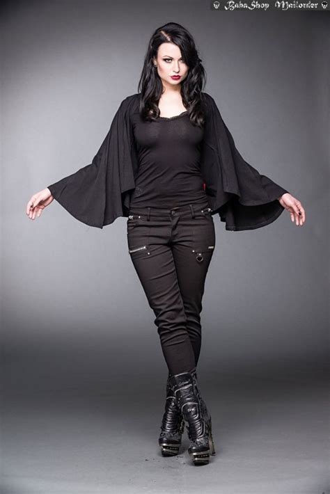 famous goth plus size fashion 2022 gothic clothes