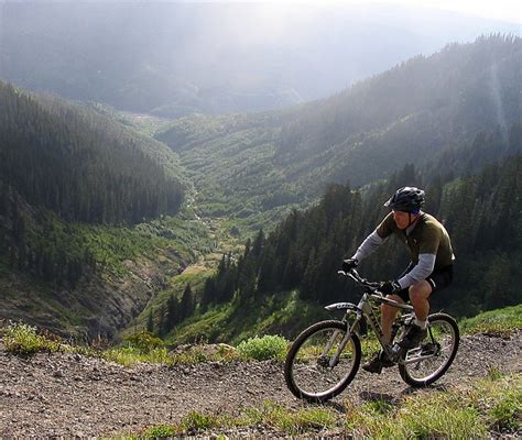 Mountain Biking Ford Pinchots Ape Canyon Trail No234