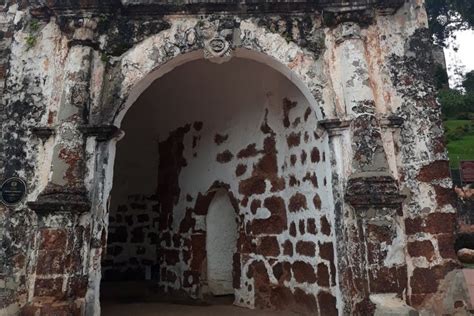 Jika berminat atau ada sebarang pertanyaan boleh datang terus ke pejabat pengurusan. 5 Obyek Wisata Wajib Mampir saat Liburan ke Melaka ...
