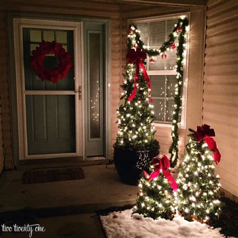 27 Cheerful Diy Christmas Decoration Ideas You Should Look Balcony