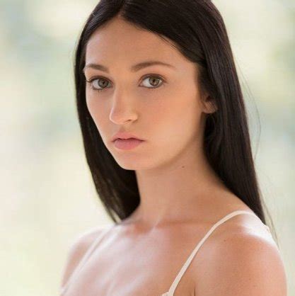 Crystal Rae Age Height Weight Net Worth Onlyfans Biography Wiki