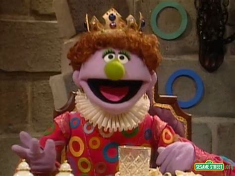 Queen Olivia Muppet Wiki Fandom