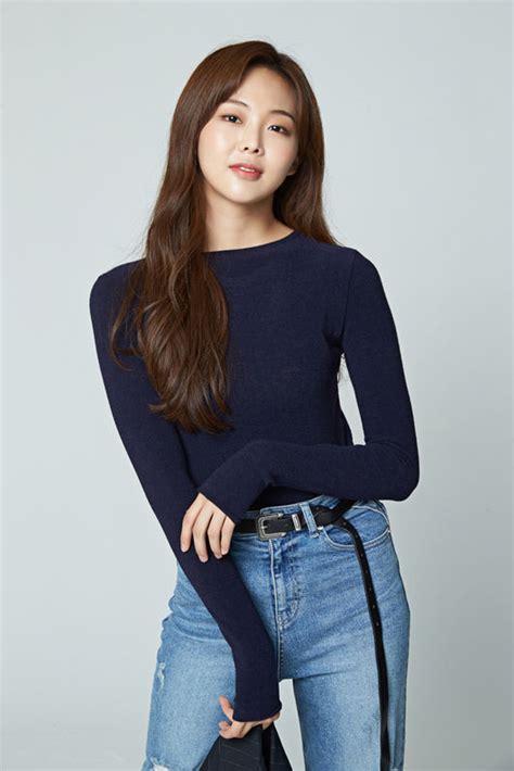 Since debut, she has appeared. 금새록, '열혈사제' 출연 확정..김남길·김성균·이하늬와 호흡 ...