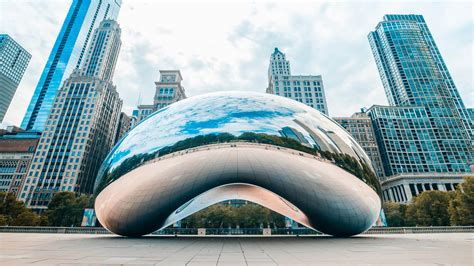Chicago Influencers Sharing Life in The Windy City - IZEA