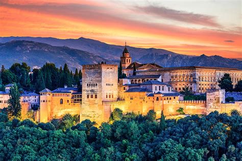 From spanish granada, from arabic غَرْنَاطَة‎ (ḡarnāṭa), originally the name of a mediaeval suburb that was incorporated in the city. The 25 Best Things to Do in Granada (Spain) | The Nomadvisor