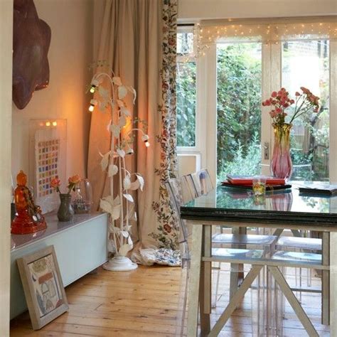 Be Inspired By The Home Of A London Based Artist With Images Girly